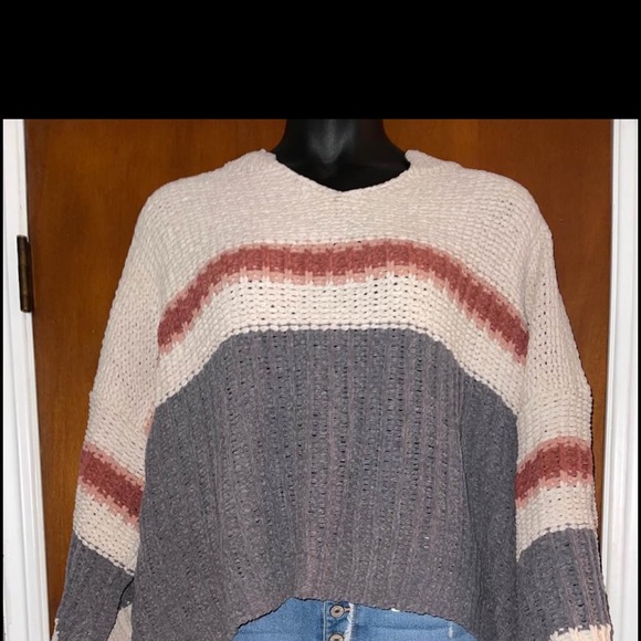 POL fall sweater - Picture 2 of 2